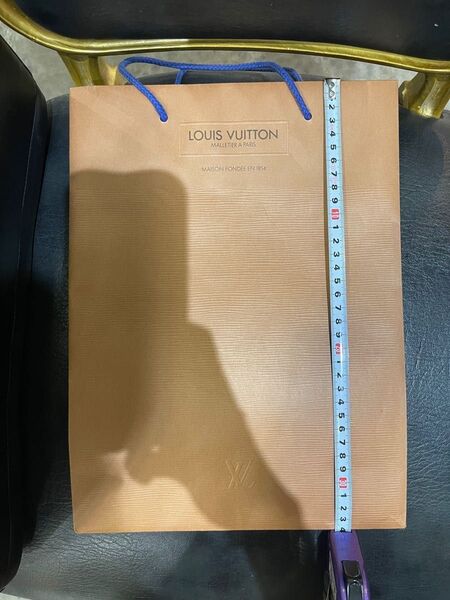 ルイヴィトン ショップバッグ 空箱