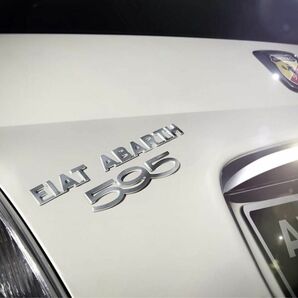 2013 ABARTH アバルト 500 595 50th Anniversaryリア用 純正 ロゴエンブレム