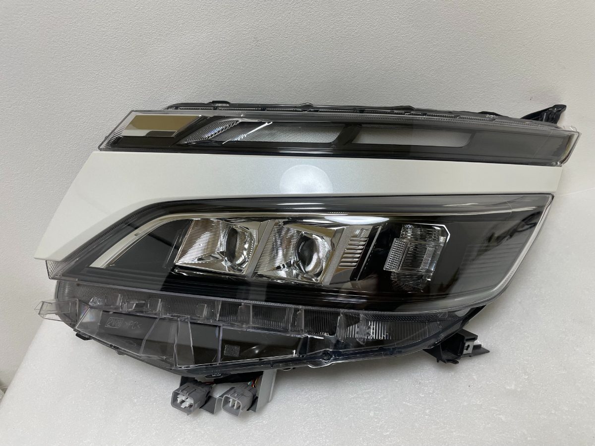 2023年最新】ヤフオク! -80 ヴォクシー ヘッドライト 左の中古品・新品