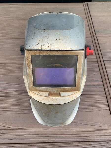 溶接ヘルメット デジタル 中古品