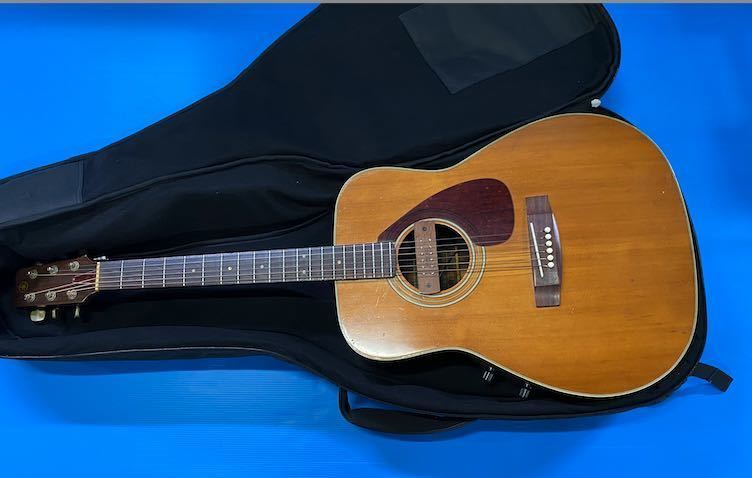 選ぶなら YAMAHA ヤマハ FG-200 YAMAHA ケース付き ビンテージ