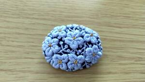  blue . flower embroidery brooch 
