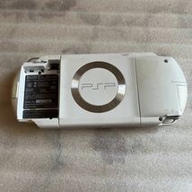 SONY PSP PSP-1000 ゲーム機 本体 ソニー Playstation Portable ホワイト プレイステーションポータブル 現状品_画像2
