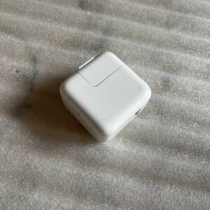 Apple アップル 純正 USB 10W 充電器 5.1V 2.1A コンセント ACアダプター 付属品 電源 スマホ mac iphone ipad mini iPod