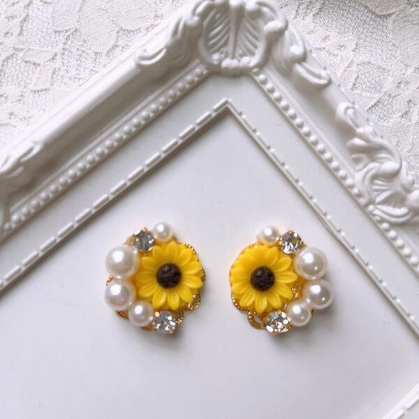 再々販 ひまわりパールビジュー ピアス イヤリング