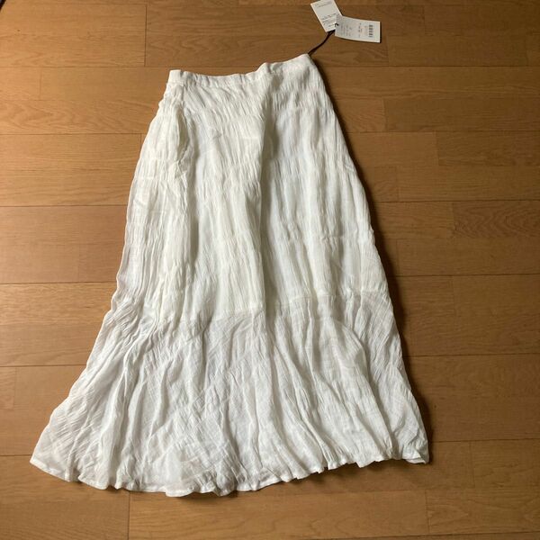 レディース　白ロングスカート　白スカート　夏用スカート　新品