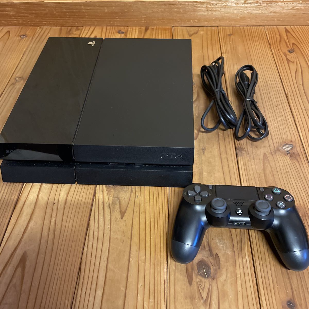 SIE プレイステーション4 HDD 500GB ジェット・ブラック CUH-1100AB01 SIE プレイステーション4 HDD 500GB ジェット・ブラック CUH-1100AB01