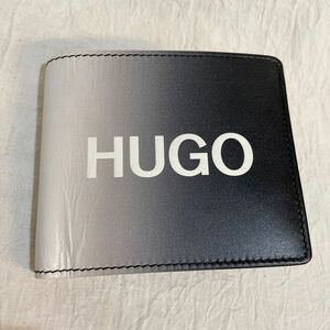 美品 HUGO BOSS ヒューゴボス 2つ折りウォレット グラデーション 財布