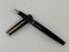 【5C147】MONTBLANC モンブラン 万年筆 ペン先 585刻印 ブラック 文房具 筆記用具