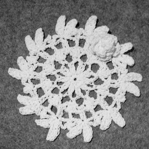 ハンドメイド ドイリー(ホワイト) 敷物