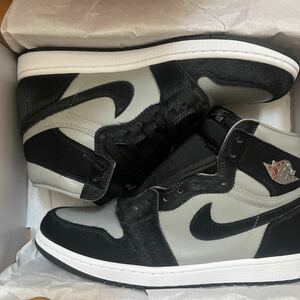 Nike WMNS Air Jordan 1 Retro High OG Medium Grey Nike wi men's air Jordan 1 retro high OG medium gray 12