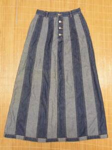 ＜中古・良品＞少し薄いデニム生地のロング丈スカート (サイズ:63-69) 左右にポケット有り ストライブ柄