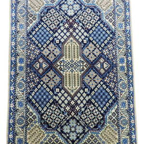 ペルシャ絨毯 カーペット ウール シルク 手織り 高級 ペルシャ絨毯の本場 イラン ナイン産 玄関マットサイズ 138cm×89cm 本物保証 直輸入