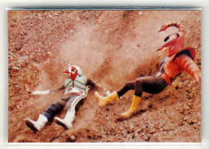 ◆防水対策 厚紙補強 カルビー 仮面ライダーチップスカード（2003 復刻版） 315番 サソリトカゲスとライダーの戦い トレカ 即決
