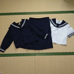 【古着】サイズ４Ｌ 地元中学の学生服 セーラー服 ２着とスカートセット