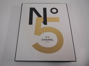 ▼　【写真集　Chanel N°5　日本版　Pauline Dreyfus 2021年　シャネル】151-02305