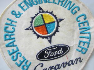 【大きめ】ビンテージ Ford フォード RESEARCH＆ENGINEERING CENTER Caravan ワッペン/自動車 バイク オートバイ スポンサー B03 