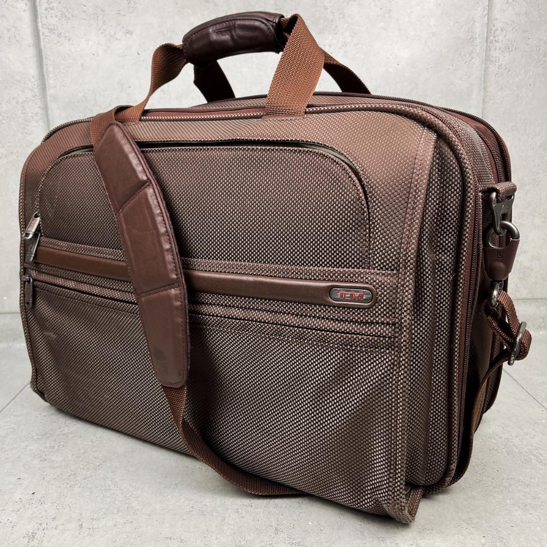 TUMI 92154G4.4(廃番)最高品質ナパレザー・ボーディング・トート