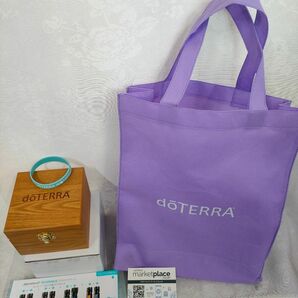 ドテラ　アロマタッチ　ドクターヒル　ウッドボックス　木箱　ドテラバック　ドテラリストバンド　doTERRA　ドテラディープブルー