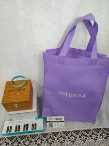 ドテラ　アロマタッチ　ドクターヒル　ウッドボックス　木箱　ドテラバック　ドテラリストバンド　doTERRA　ドテラディープブルー