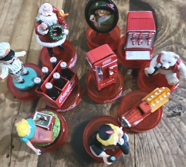海洋堂 コカ・コーラ グラフィティ オールディーズ フィギュア 10種類 サンタクロース