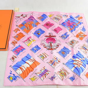 美品タグ付き HERMES エルメス カレ45 プチカレ PAVOIS スカーフ ピンクの画像1