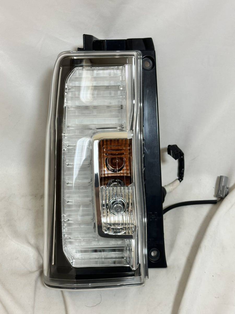 ヤフオク! -「タントカスタム la600s 後期 テール」の落札相場・落札価格