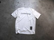 23ss 極少入荷 NY限定 M NIKE Dri-fit Swoosh T-Shirts WHITE ''CAMPIONE''with BLK Shield Label /NEW YORK_画像6