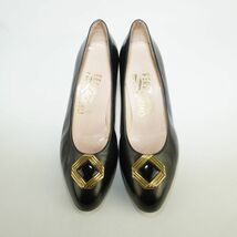 Salvatore Ferragamo サルヴァトーレ フェラガモ 5 22.5 パンプス ヒール イタリア製 ゴールド金具 レザー 黒 ブラック/DC26_画像2