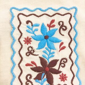 【新品未使用】Granny Branket グラニーブランケット 半袖 Tシャツ 刺繍 花 きなり アイボリー キッズ 110cm オーシャン&グラウンドの画像3