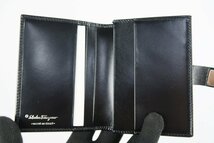 【新品同様・未使用】Ferragamo フェラガモ パスケース カード入れ ブランド小物 ブラック【OE88】_画像5