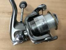 シマノ SHIMANO ツインパワー 1000 ワンシーズンのみ使用 メンテナンス済み 超美品 トラウト バス メバリングなどに 1円スタート_画像10