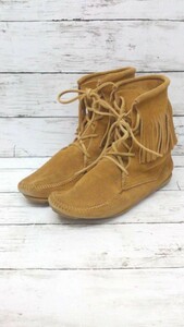 ■ MINNETONKA　ミネトンカ フリンジ　紐　インソール　モカシン　moccasin ショート丈 ショートブーツ 6　1/2 ブラウン 女 1203000013639