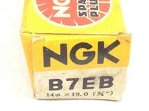 TT-3441　NGK　B7EB　スパークプラグ　未使用　即決品　　　　　_画像2