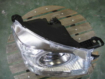 ホンダ　 N-BOX JF3/JF4 　右ヘッドライト LED STANLEY W3105　　管理C2160_画像4