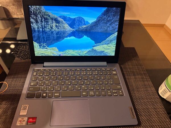 Lenovo ideapad 1 11ADA05 中古　美品