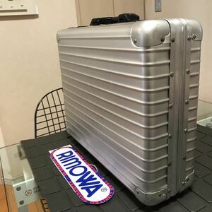 廃盤/レア/希少【RIMOWA】リモワ アタッシュケース　トランクケース　アルミジュラルミンケース　ヴィンテージ/オールドリモワ　ドイツ製