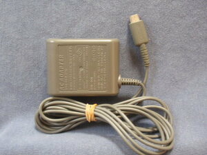 Nintendo original DSLite AC adapter USG-002 (JPN/USA) charger postage 140 jpy from ⑦