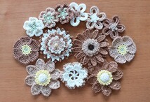 ☆ハンドメイド☆お花のモチーフ　13個☆_画像1