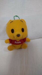 Disney. Pooh. baby. green. ball chain attaching. new goods... .. did expression . peace ... length 10.5cm. width 9cm. thickness 7cm.