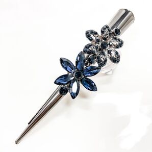 ブルークリスタル くちばしクリップ お花2つモチーフ ラグジュアリー エレガント