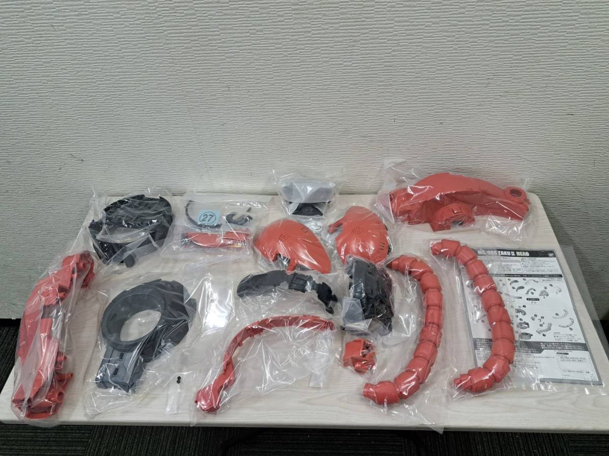 ヤフオク! -「シャア専用携帯充電器」の落札相場・落札価格
