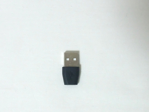 USB2.0オスをMicro USBメスに変換するアダプタ（黒色、新品）