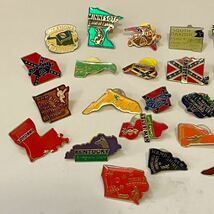 #PINs 36個セット即決☆アメリカ購入・ピンバッジ・バッチ・缶バッジ・オールド・ビンテージ・ピンズ・缶バッチ・USA 州_画像1