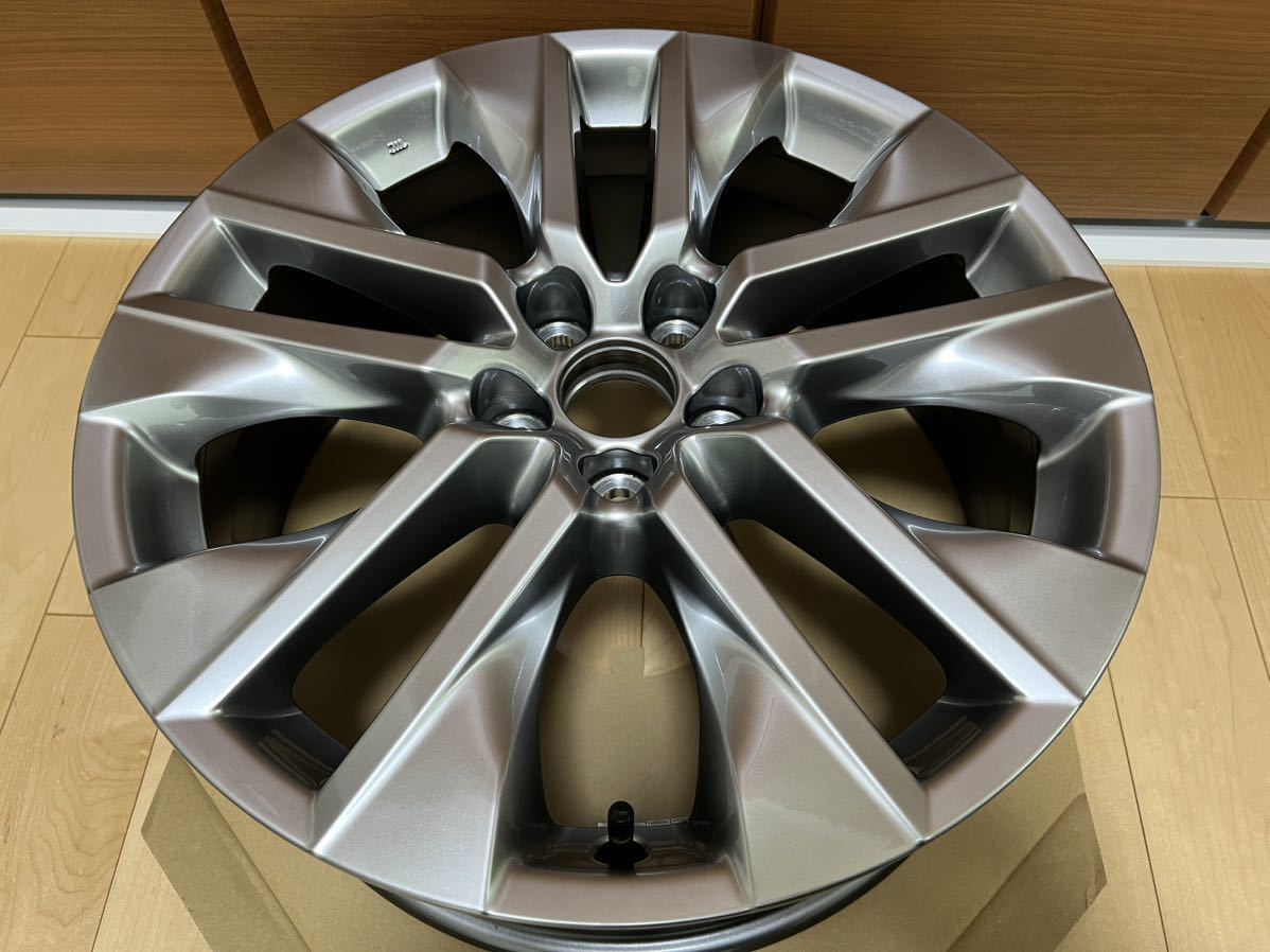 トヨタ純正オプション19インチアルミホイール(2019年製)-