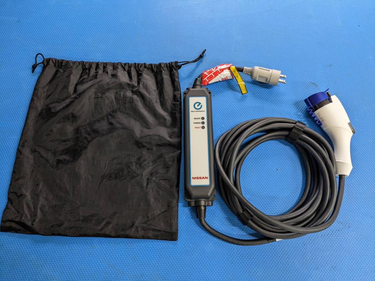 ヤフオク! -「リーフ 充電ケーブル 200v」(日産用) (自動車メーカー別