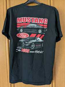 フォード　マスタング　半袖Tシャツ　Lサイズ　黒色　ブラック　赤色　レッド　アメリカ製　即決　Ford MUSTANG