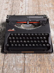 イギリスアンティーク タイプライター ディスプレイ 11639