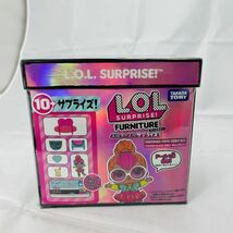 ◆新品◆ L.O.L SURPRISE FURNITURE BEDROOM WITH NEON Q.T. figure エル オー エル サプライズ ベッドルーム ネオン キュー ティー_画像6