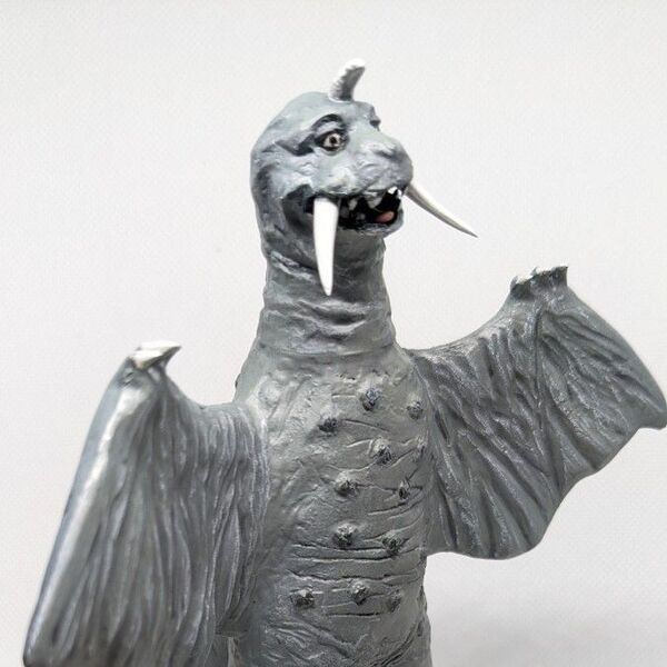 旧キット 冷凍怪獣 ペギラ 1/350 塗装済完成品